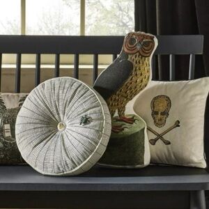 JOHN DERIAN | round spider accent pillow